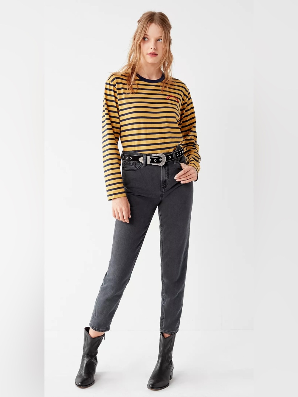 Urban Outfitters BDG Mom Jeans in Black size 25